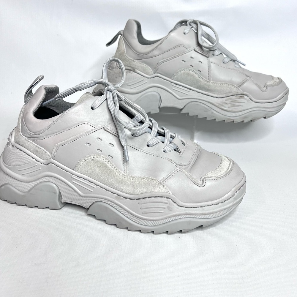 & Other Stories Chunky Gray Sneakers Anthropologie Size 9